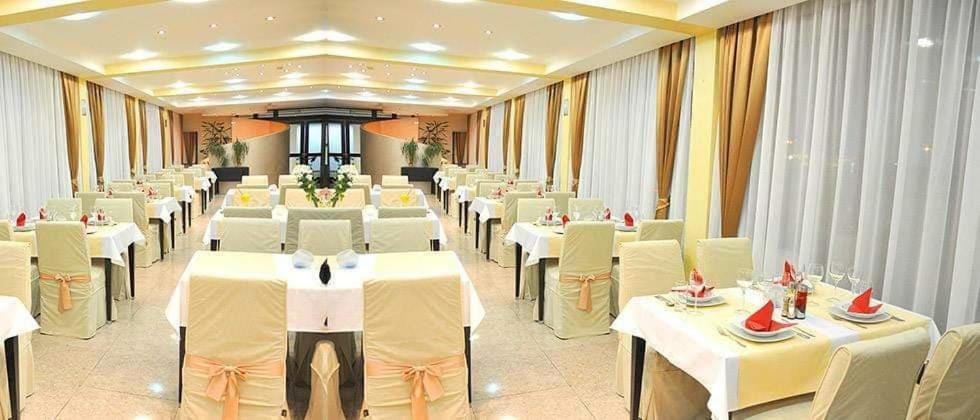 Hotel Beograd - Yu Lukavica Εξωτερικό φωτογραφία