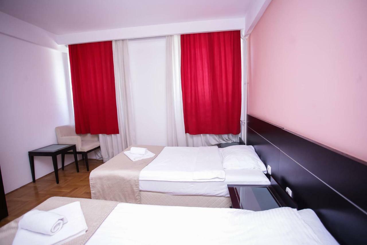 Hotel Beograd - Yu Lukavica Εξωτερικό φωτογραφία