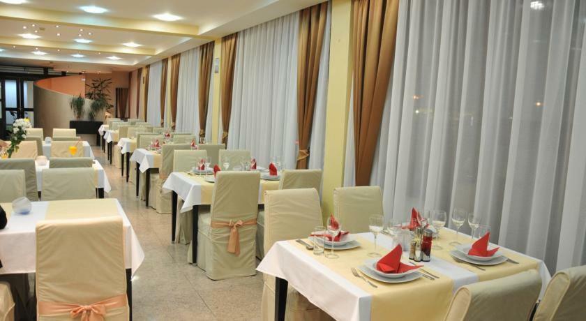 Hotel Beograd - Yu Lukavica Εξωτερικό φωτογραφία